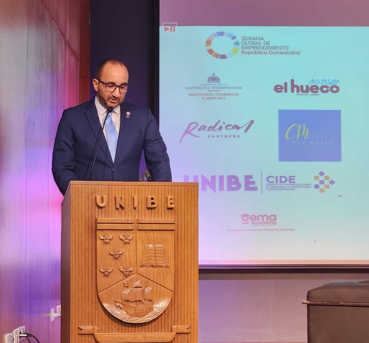 Director-Emprendedurismo-UNIBE-resized