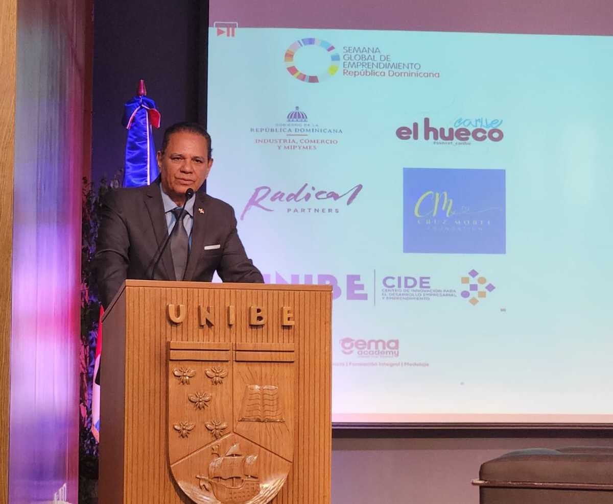 Viceministro-fomento-MICM-resized